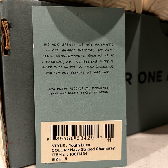 Tom’s Luca - Navy Chambray - Picture 2 of 3